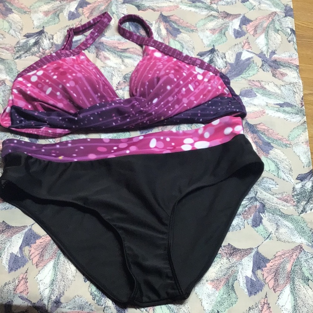 Bikini purple black high waist size L great shape pretty pattern sexy su…
